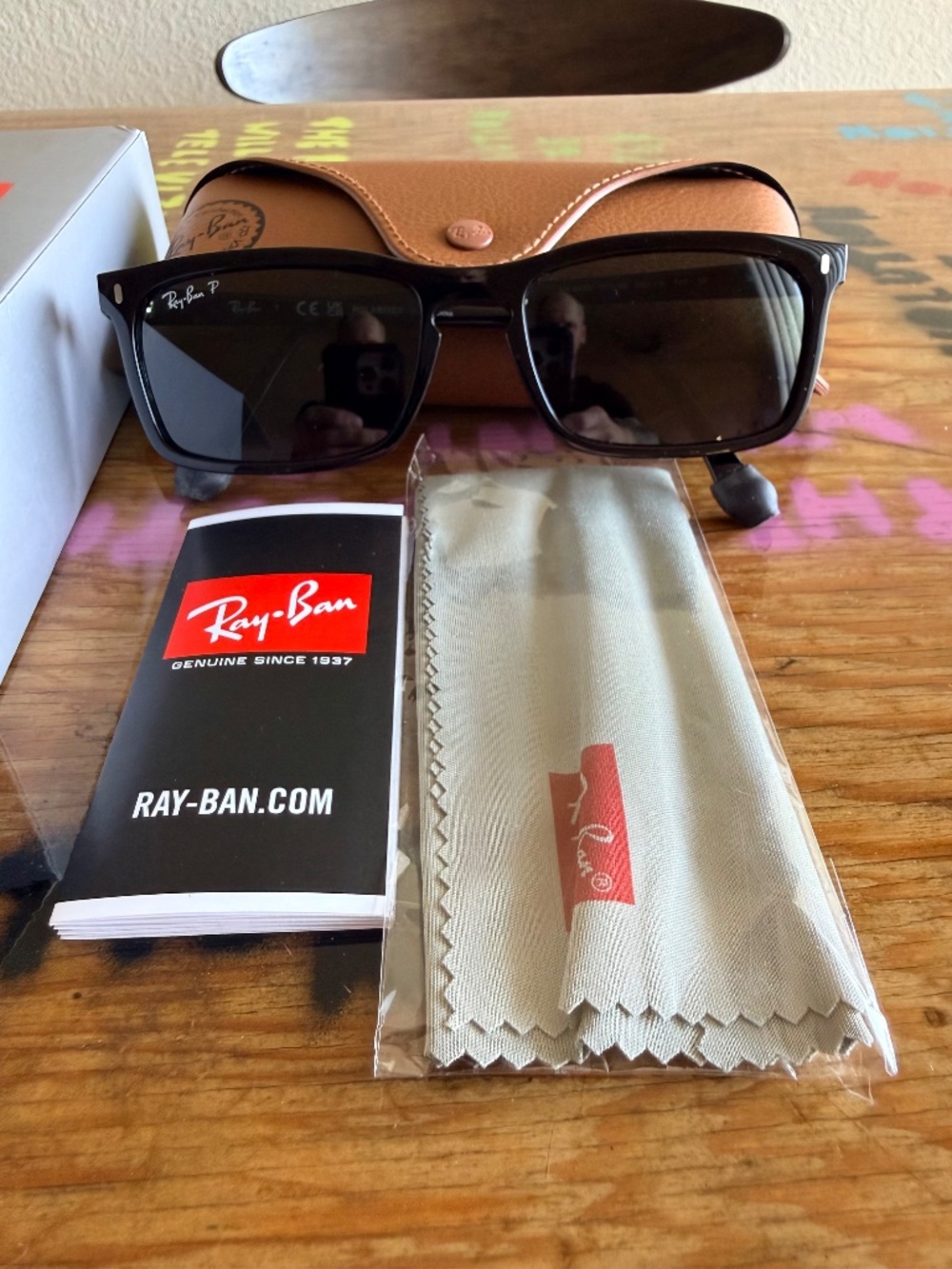 Men’s Ray-Ban 0RB4435 Polarized Sunglasses - Picture 2 of 12